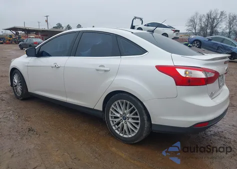 2013 Ford Focus Titanium from USA, damaged, VIN 1FADP3J24DL167180